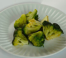 Брокколи с оливковым маслом и чесноком