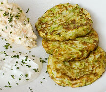 Оладьи из цукини с риетом из копчёного лосося