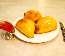 Тандыр самса с курицей и с сыром
