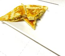 Кесадилья с курицей 