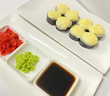 Запечённый ролл с креветкой 