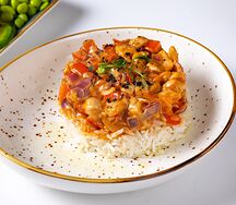 Тайская курица с рисом и овощами