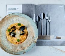 Ризотто с морепродуктами и соусом биск