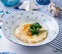 Картофельное пюре с печеным чесноком 