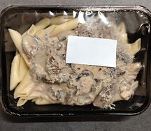 Паста с курицей в грибном соусе