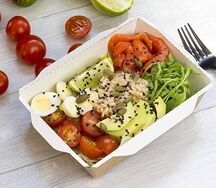 Боул с форелью