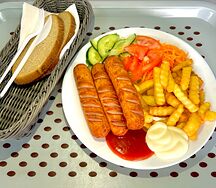 Сосиски с гарниром