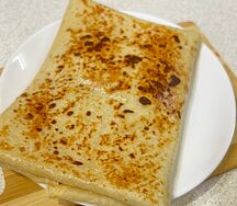 Блин с ветчиной, сыром, грибами и маринованным огурцом
