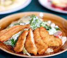 Салат Цезарь с цыплёнком