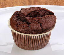 Маффин Шоколадный с черной смородиной