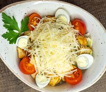 Цезарь с курицей