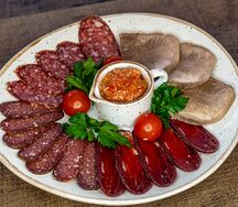 Ассорти мясное