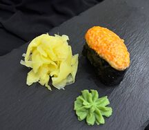 Суши Запеченные под Яки соусом (угорь)