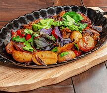 Жаркое с охотничьими колбасками 