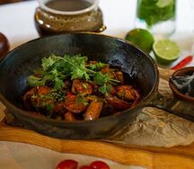 Сковородка с курицей