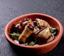 Баклажанные рулетики