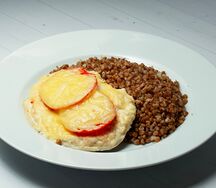 Филе куриное с помидором и сыром
