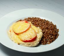 Куриное филе с помидором и сыром