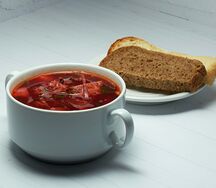 Борщ красный с говядиной