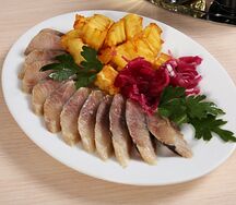 Сельдь с картофелем