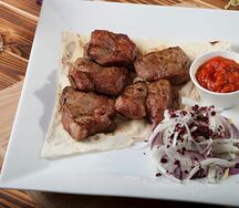 Шашлык из cвинoй шеи