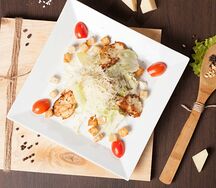 Цезарь с куриным филе