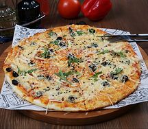 Пицца Кальмары с пармезаном