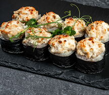 Запечённый с беконом и курицей