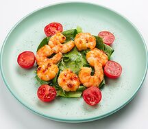 Салат с креветками