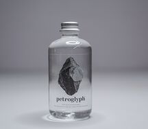 Вода минеральная негазированная Петроглиф