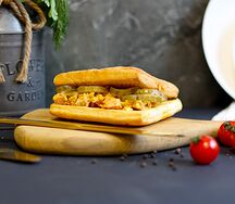 Сэндвич с ветчиной и курицей