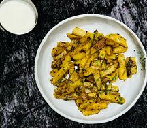 Жареный картофель с белыми грибами