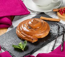 Улитка с изюмом и корицей