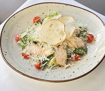 Цезарь с курицей