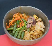 Wok с морепродуктами
