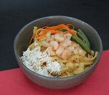 Wok с креветкой