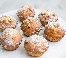 Кекс с изюмом 