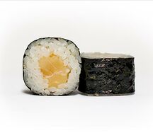 Классический с масляной рыбой ролл