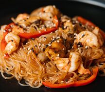 Wok с морепродуктами