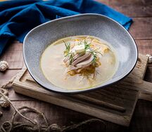 Лапша куриная с перепелиным яйцом