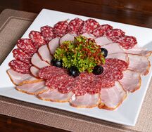 Мясное ассорти