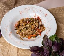 Удон с курицей