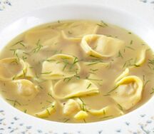 Tortellini in brodo