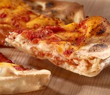 Пицца Focaccia di recco pizzata