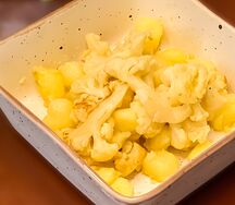 Цветная капуста и отварной картофель