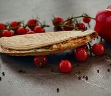 Закрытая пицца классическая