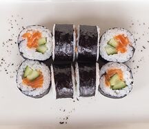 С лососем и огурцом