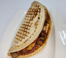 Закрытая пицца Охотничья