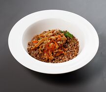 Рагу с курицей и овощами с гречкой