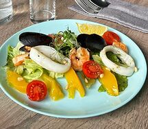 Тайский с морепродуктами и нежным манго